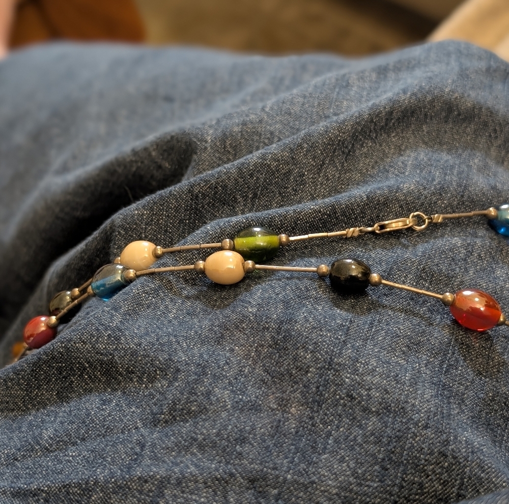 Colorful Casual Vintage Oval-Cut Glass Bead Necklace with Lobster Claw Clasp - Picture 5 of 5